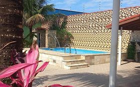 Casa com piscina - praia Peruíbe